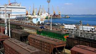 Укрзалізниця відновила підведення вантажів до портів Великої Одеси