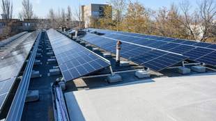 A well-known global brand has equipped Mykolaiv Cancer Center with solar stations