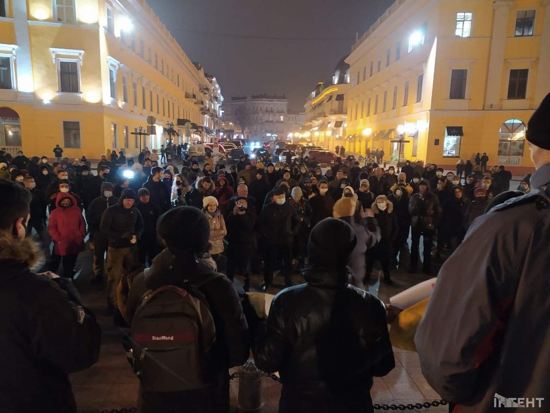 Прихильники Стерненка влаштували акцію протесту біля пам'ятника Дюку в Одесі