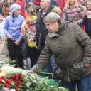 Одесситы принесли цветы к памятнику Шевченко и потребовали освободить Савченко