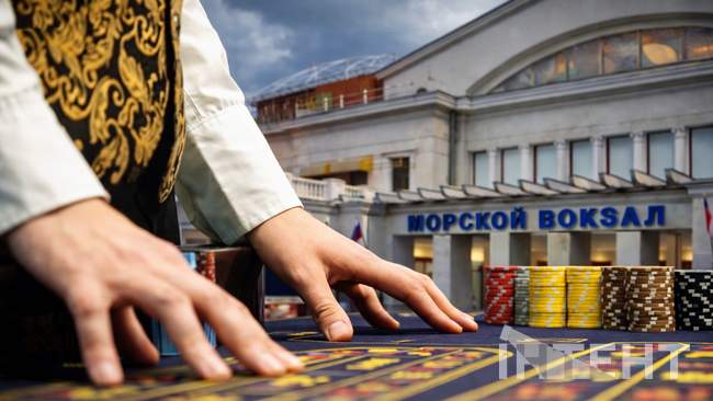 ФОТОКОЛАЖ: Інтент/ШІ