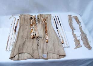 Старовинний корсет із Одеси отримав друге життя в Миколаївському музеї