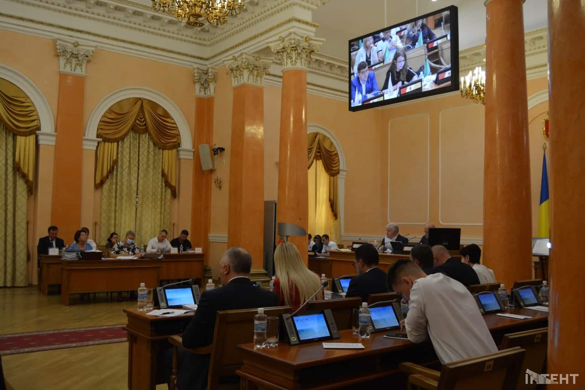 Пленарне засідання восьмої сесії Одеської міської ради у світлинах ІзбірКома