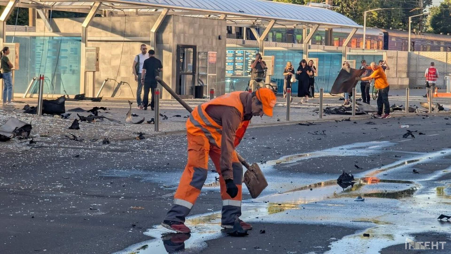 Росіяни влучили в адмінбудівлю в центрі Одеси