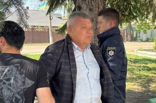 Поселкового голову из Одесской области задержали за коррупцию