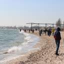 Первые выходные весны одесситы проводят у моря