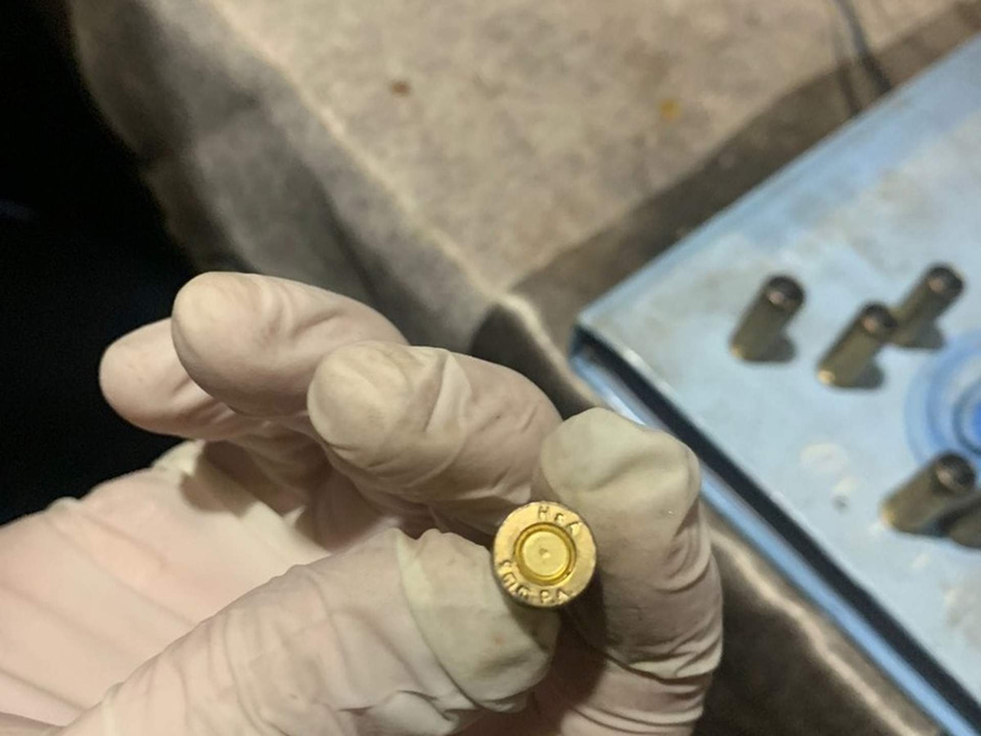 Поліція затримала миколаївця, який зберігав зброю та наркотики