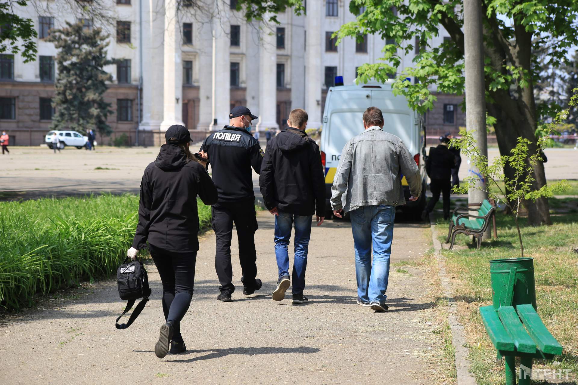 Карантинные ограничения и шестая годовщина 2 мая в Одессе: что происходит у Дома профсоюзов