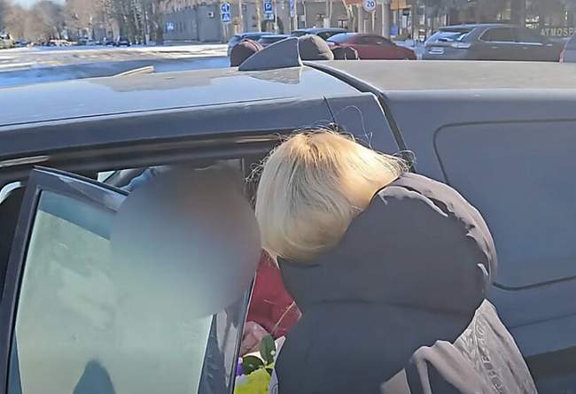 Николаевская разведка эвакуировала жительницу Херсонщины из-под надзора фсб