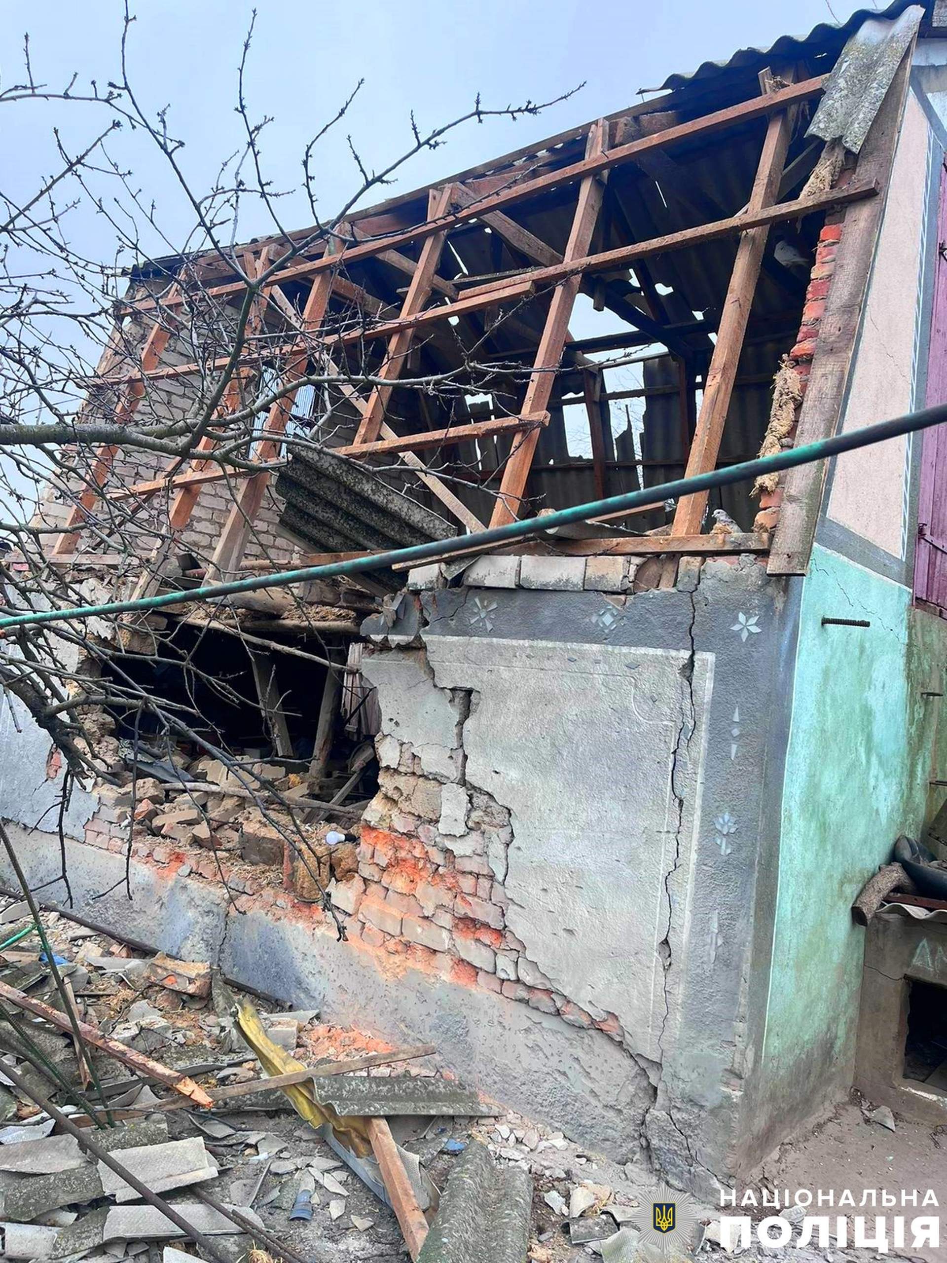 На Херсонщині росіяни атакували приватні будинки, дитсадок та хлібзавод - які наслідки