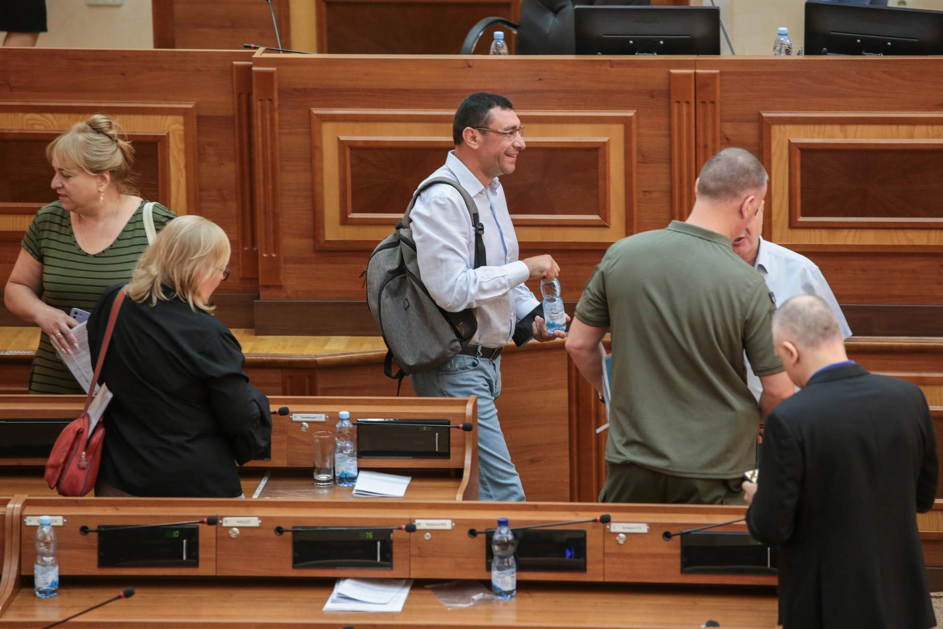 Сесія Одеської обласної ради в об'єктиві ІзбірКома