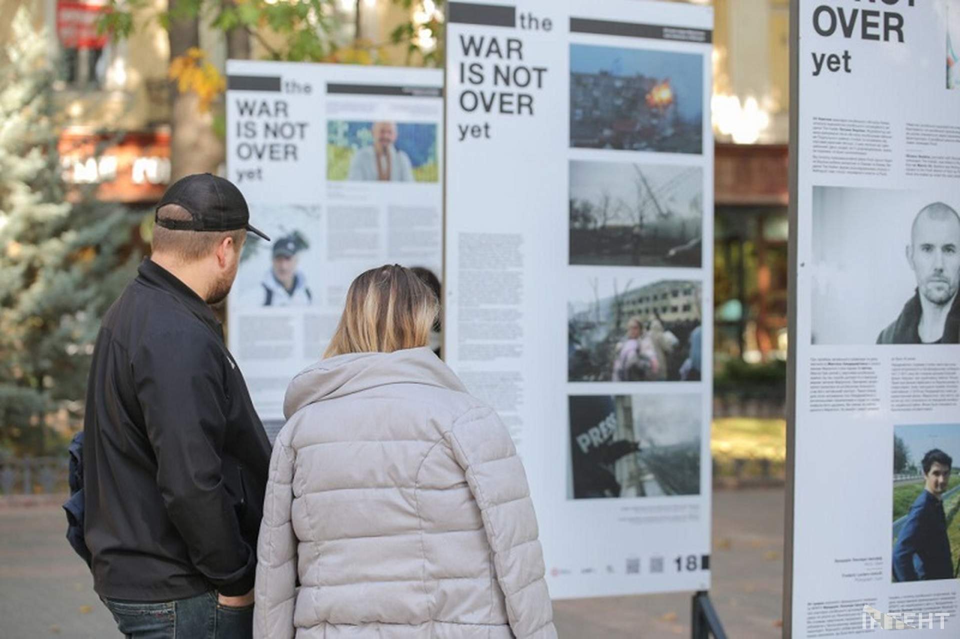 Війна триває: в Одесі відкрили фотовиставку, присвячену журналістам