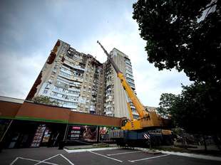 Emergency works started in Odesa on a high-rise building damaged by Russians