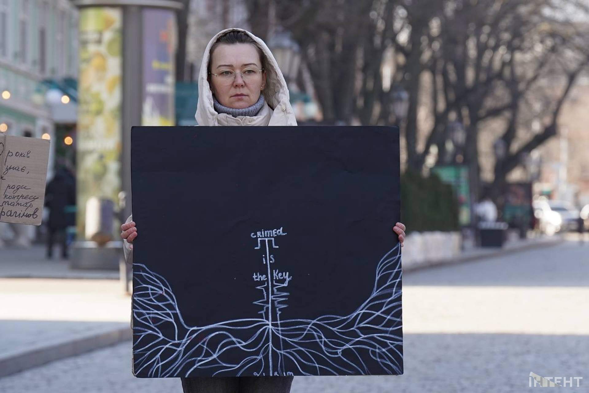 "Німий крик": в Одесі відбулася акція на підтримку кримських татар