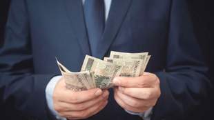 Deputies of Kherson Regional Council were left without additional payments in July