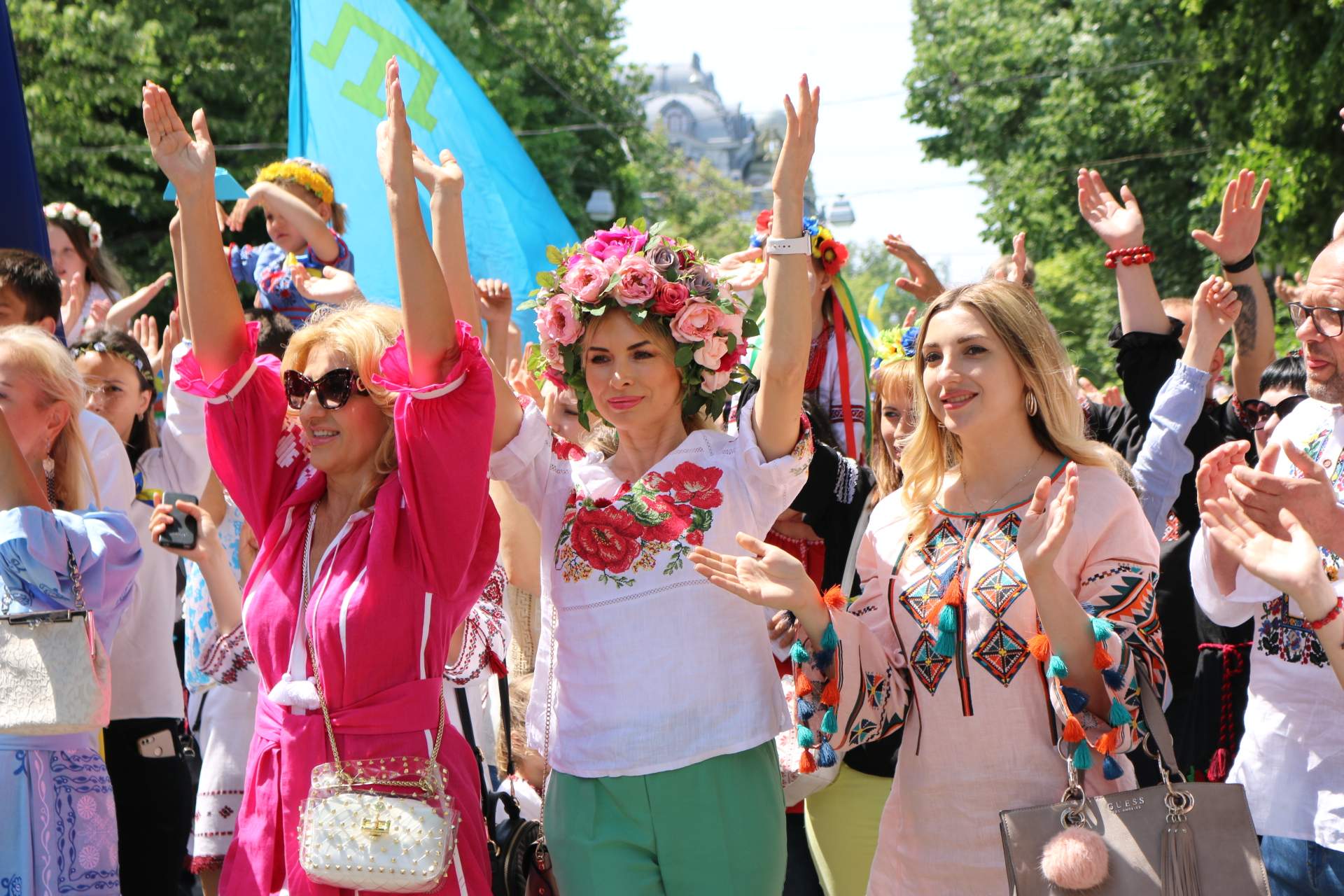Мегамарш у вишиванках 2019