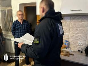 Справу військового про вимагання грошей з підлеглих скерували до суду