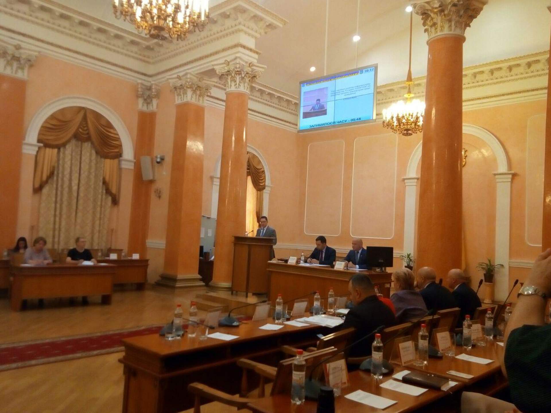 Внеочередная сессия Одесского городского совета