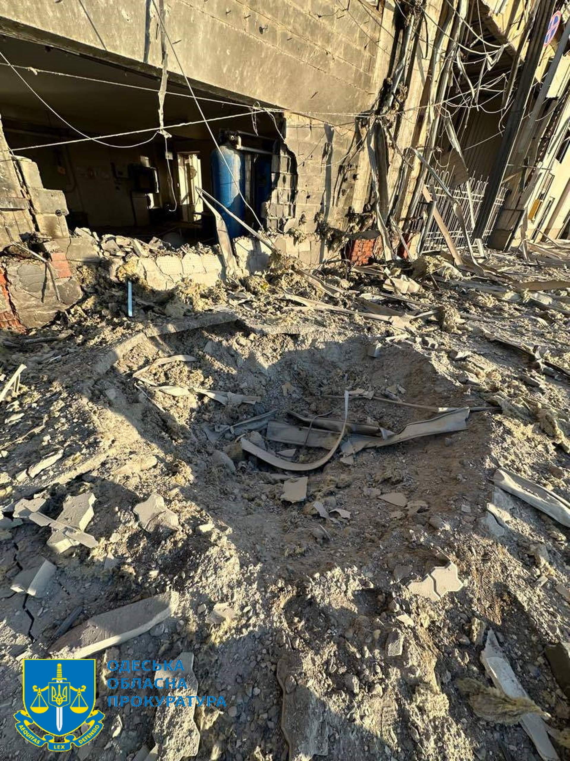 Ворог знищив готель на одеському морвокзалі