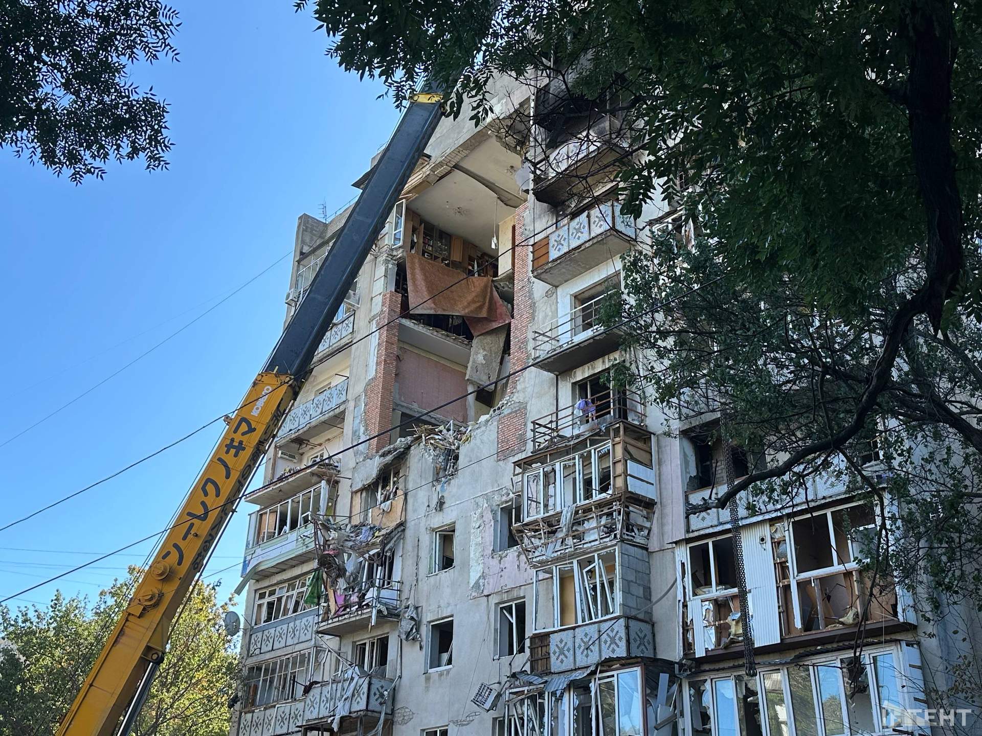 В Одесі почали ремонт дев'ятиповерхівки пошкодженої дроном