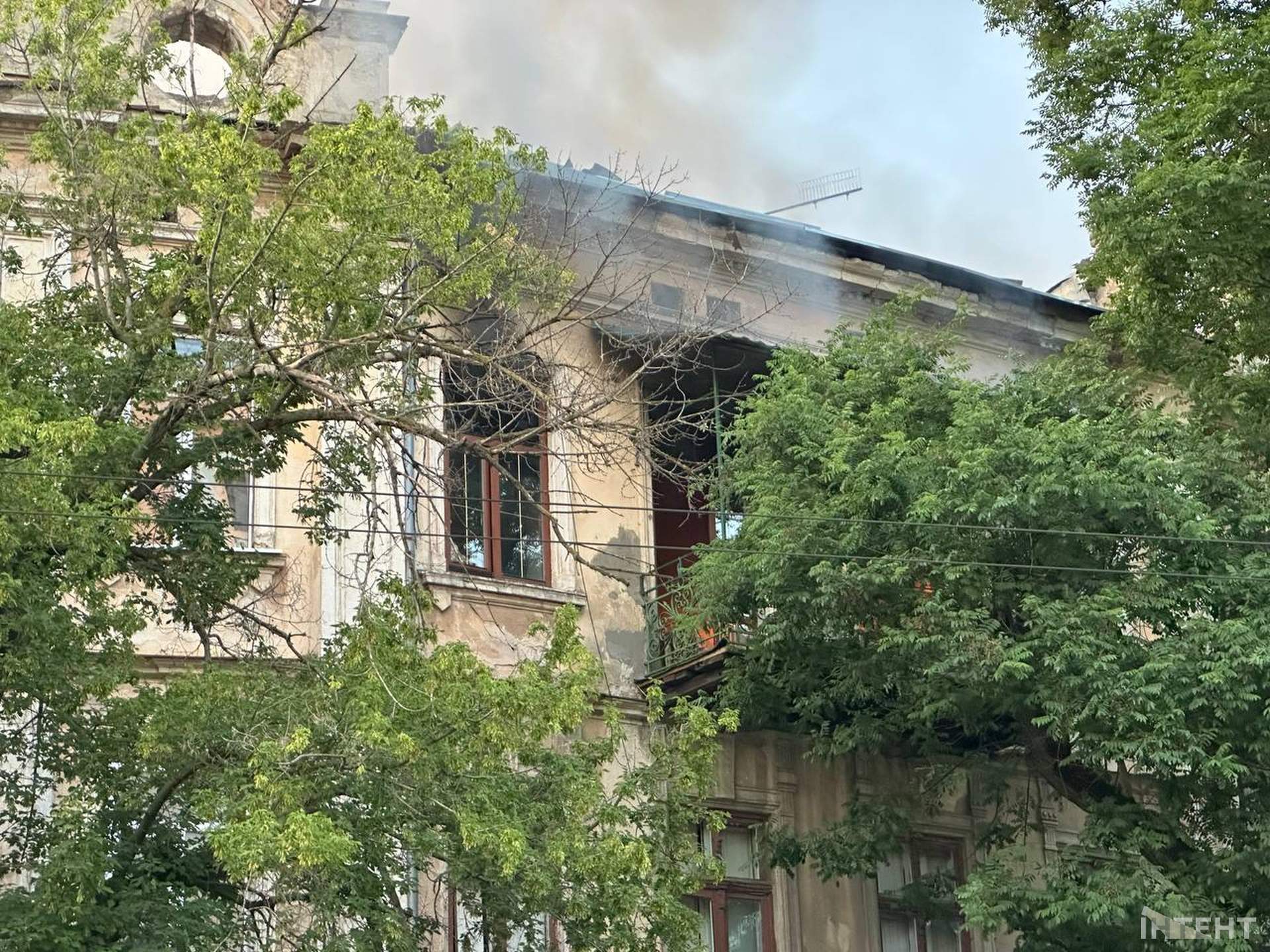В Одесі дронами влучили в інклюзивний центр та дитсадок, 17 людей отримали поранення