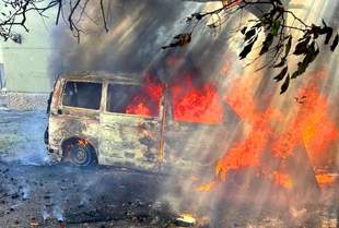 На Херсонщині через російський обстріл згорів автомобіль