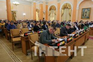 Перша цього року пленарна сесія Одеської міської ради у світлинах Інтента