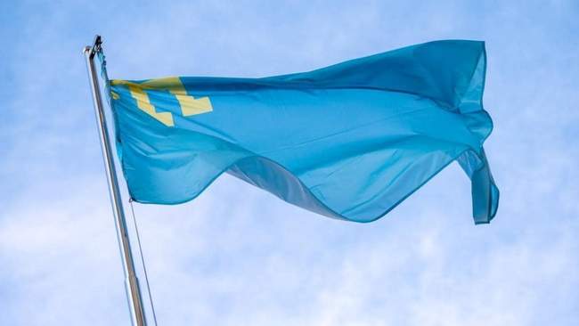 Crimean Tatar flag. Photo: Lviv Regional State Administration