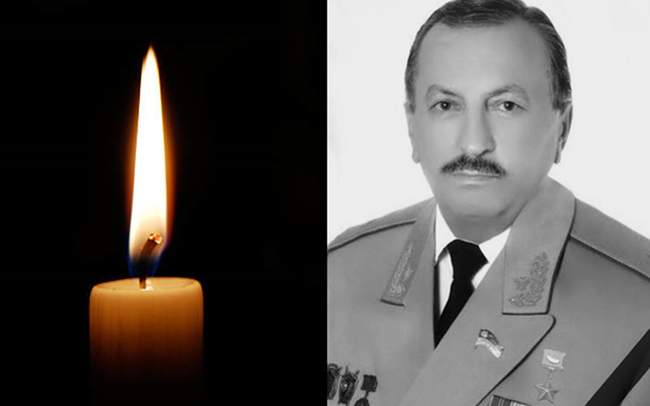 ФОТОКОЛАЖ: Інтент