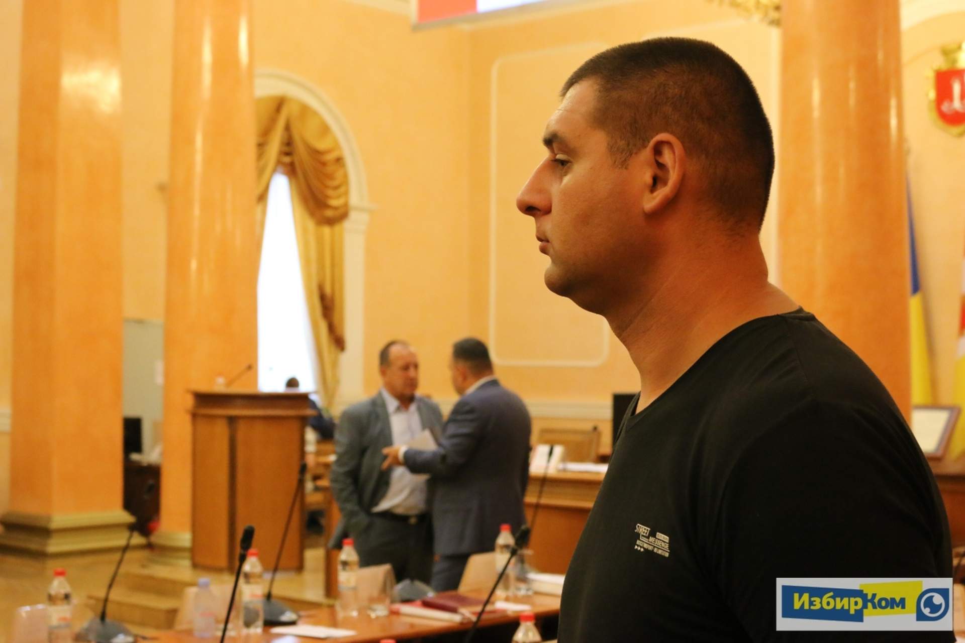 Сессия Одесского городского совета: "земельный передел" и десант нардепов