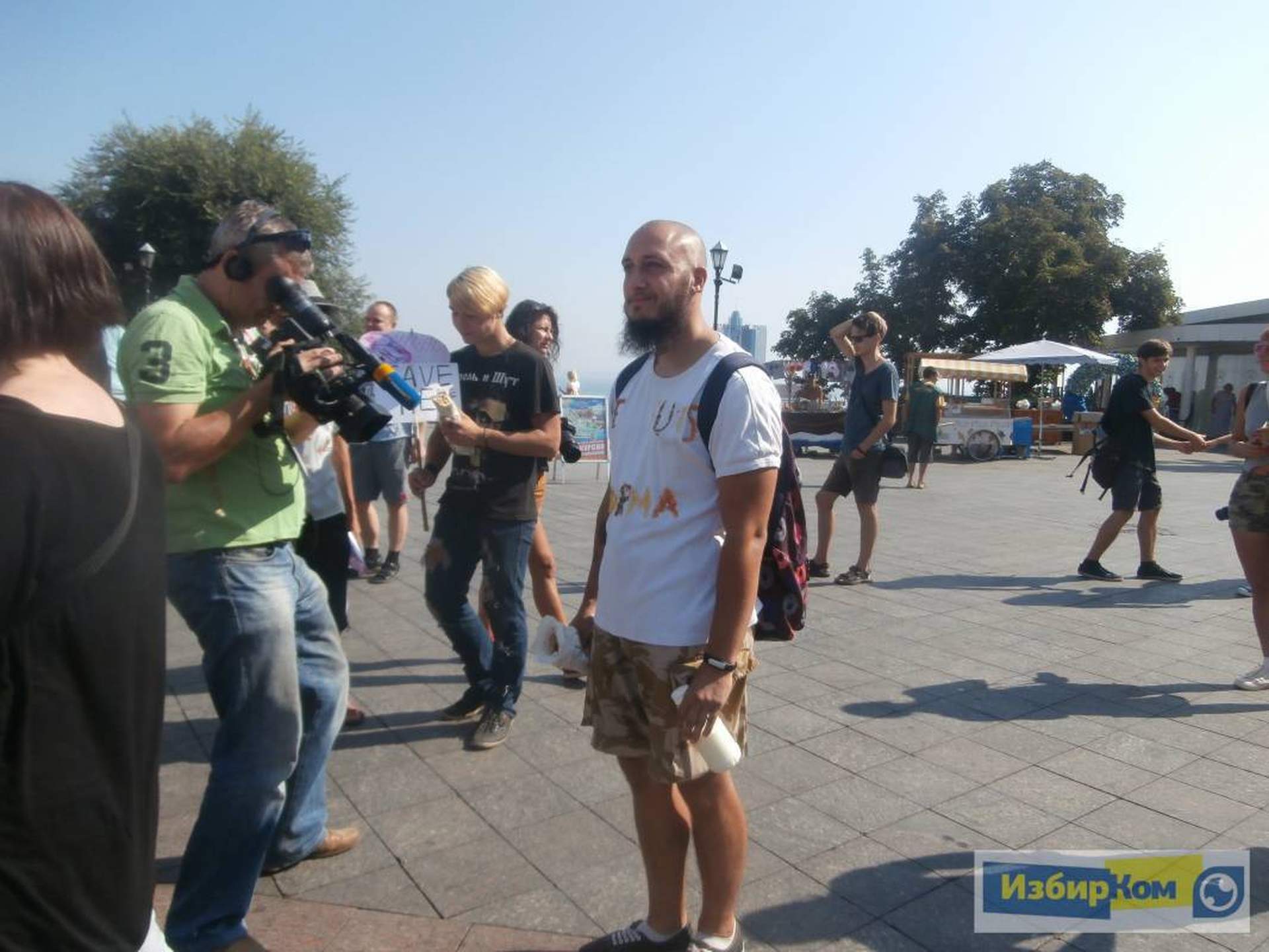В Одессе прошел "Шаурмарш" против произвола чиновников