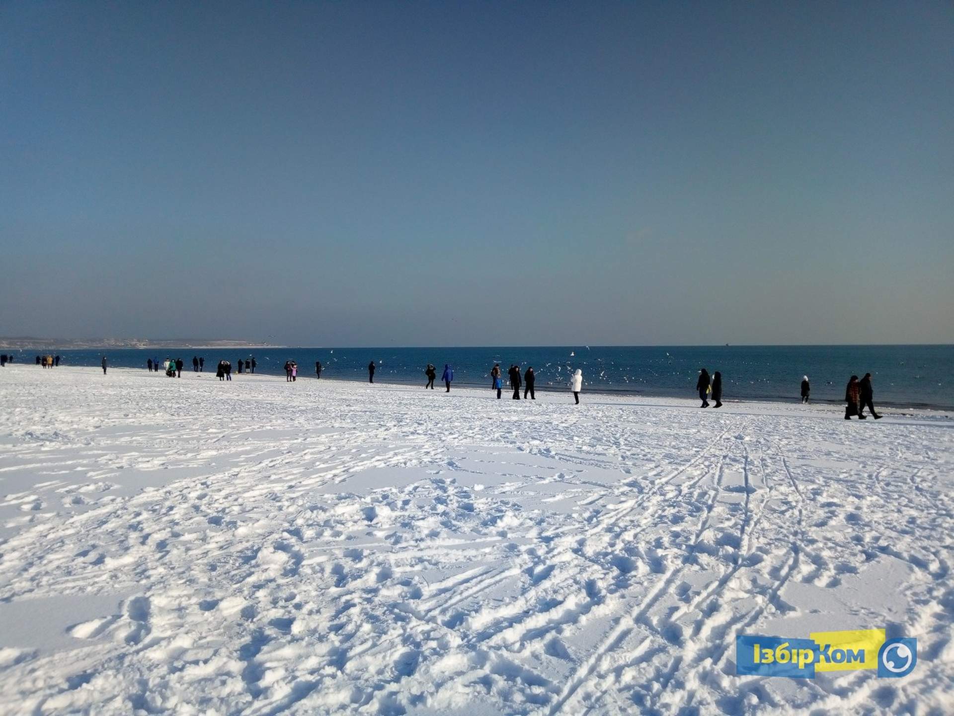 Снег в Одессе: катание на санках и прогулки к морю