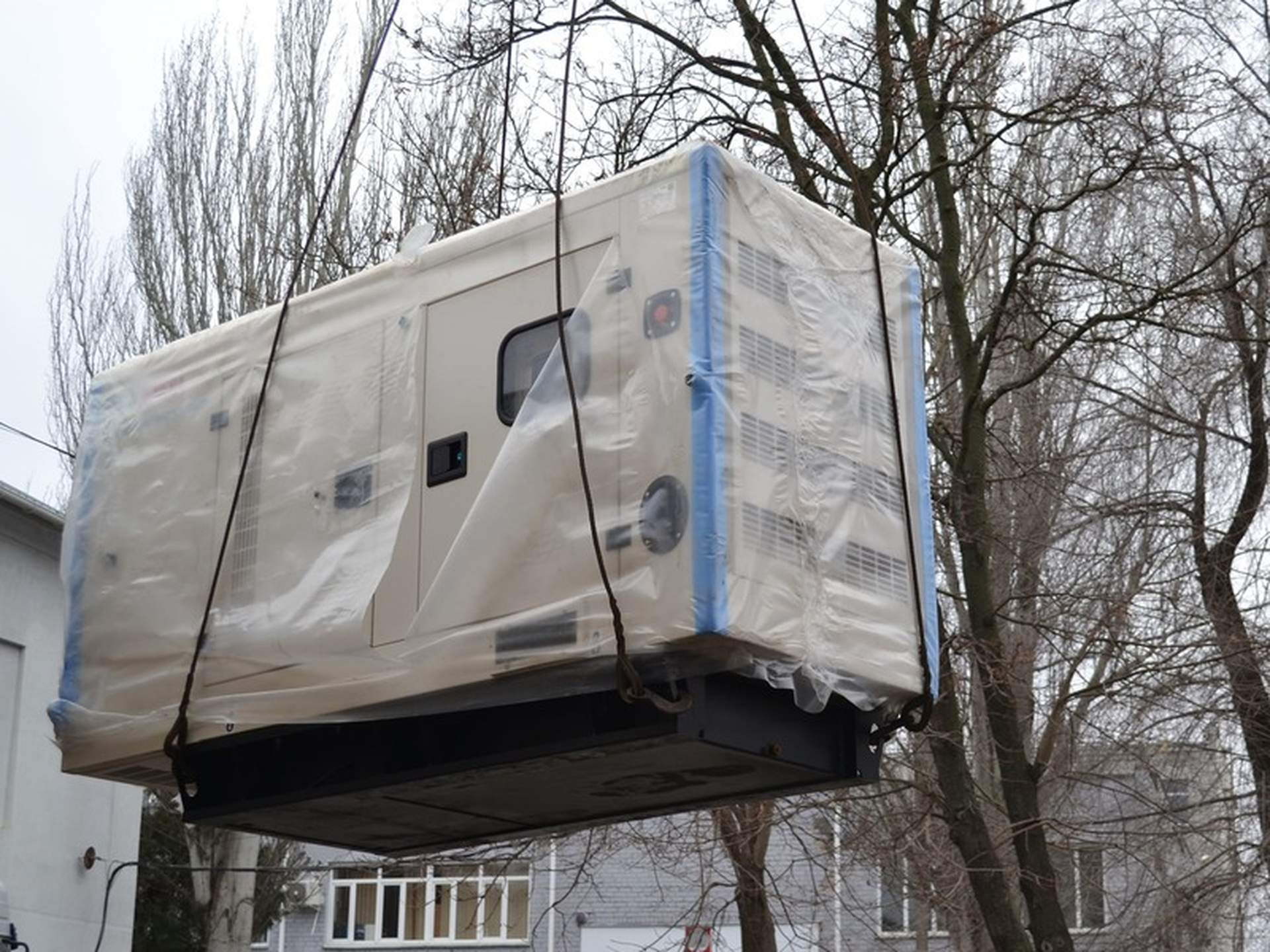 Грузія передала Миколаєву дизель-генераторні установки