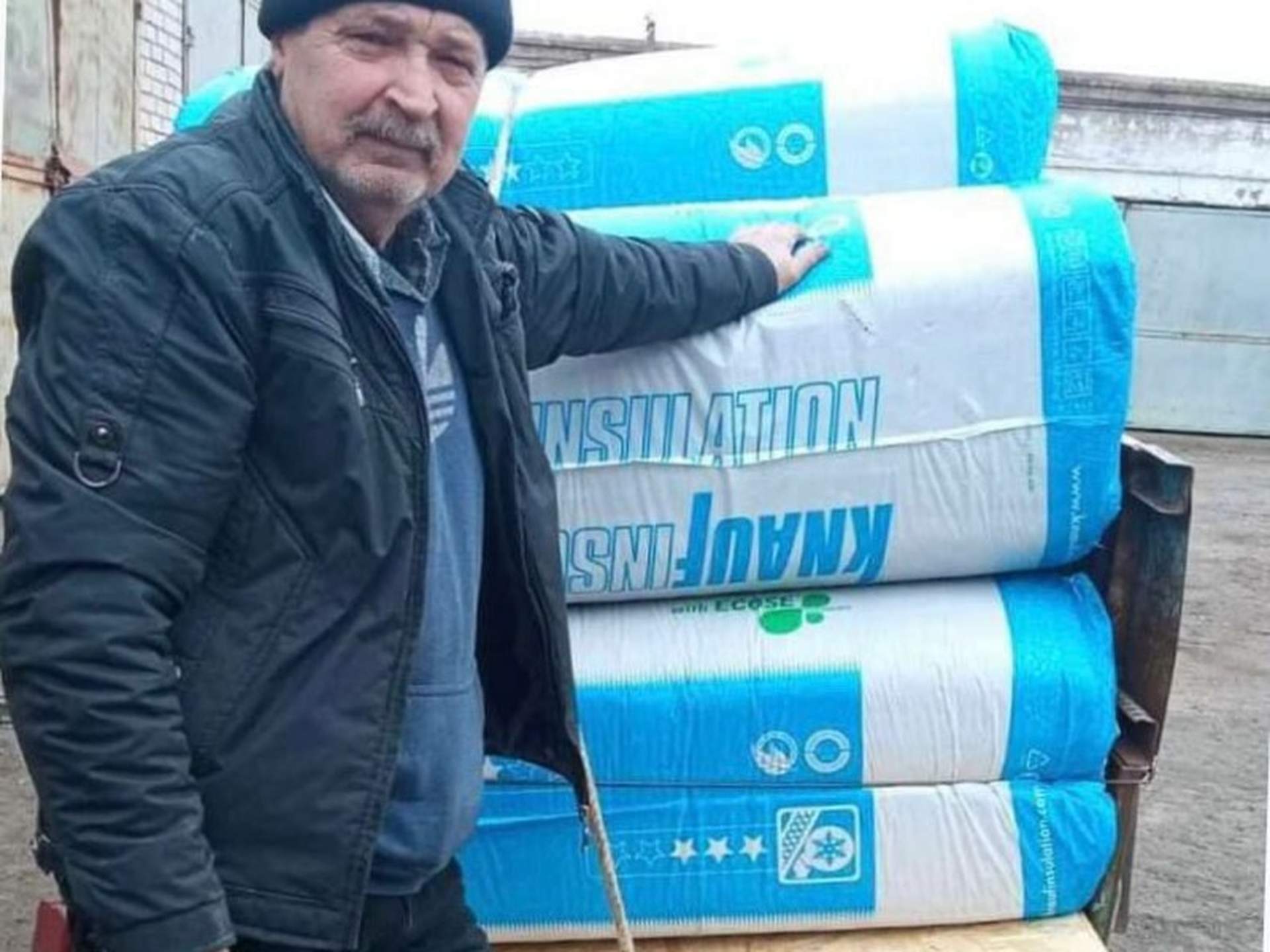 Херсонщина отримала вантаж з будматеріалами та обігрівачами