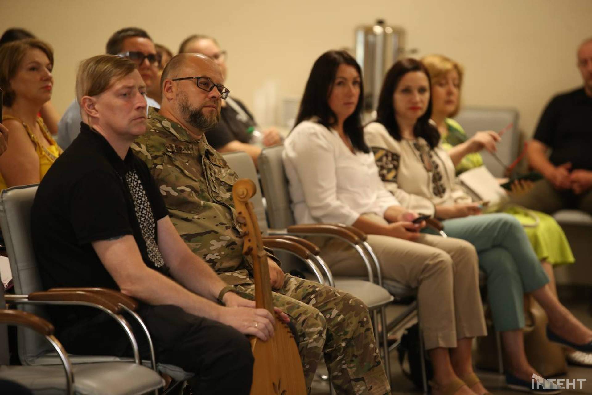 Управління дронами та планування військових операцій: в Одесі презентували оновлений шкільний предмет "Захист України"
