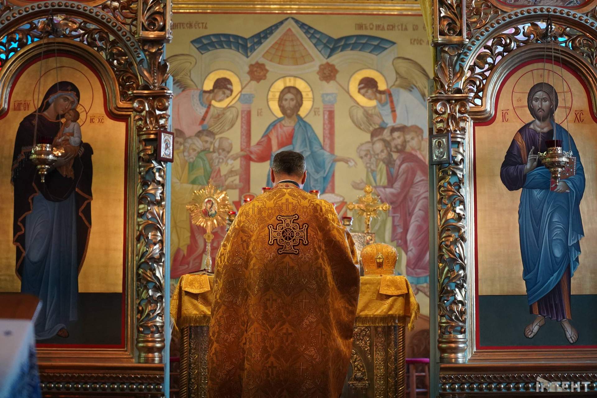 В храмі при військовому шпиталі в Одесі відбулася перша літургія ПЦУ