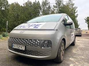 Херсонська лікарня отримала авто за два мільйони