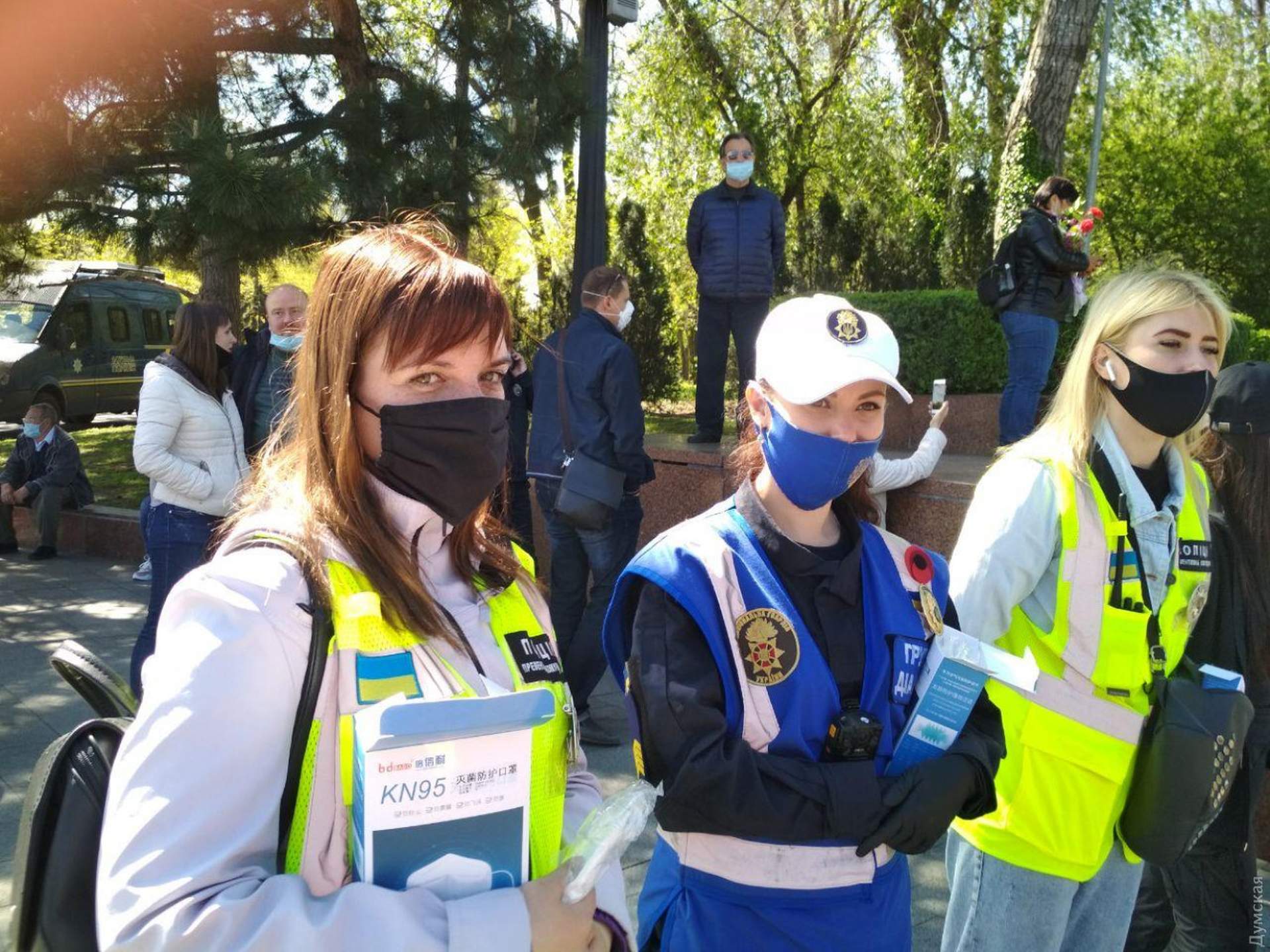 В Одесі відзначили День Перемоги покладанням квітів, та «безсмертним полком» з портретами Шухевича