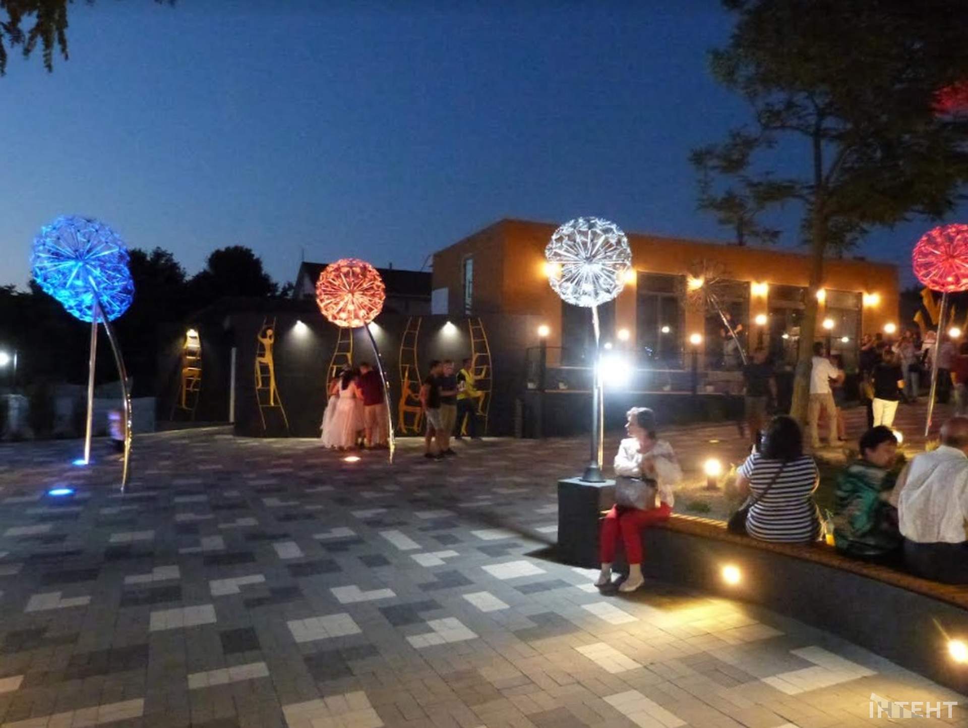 У Доброславі відкрили Дубай парк