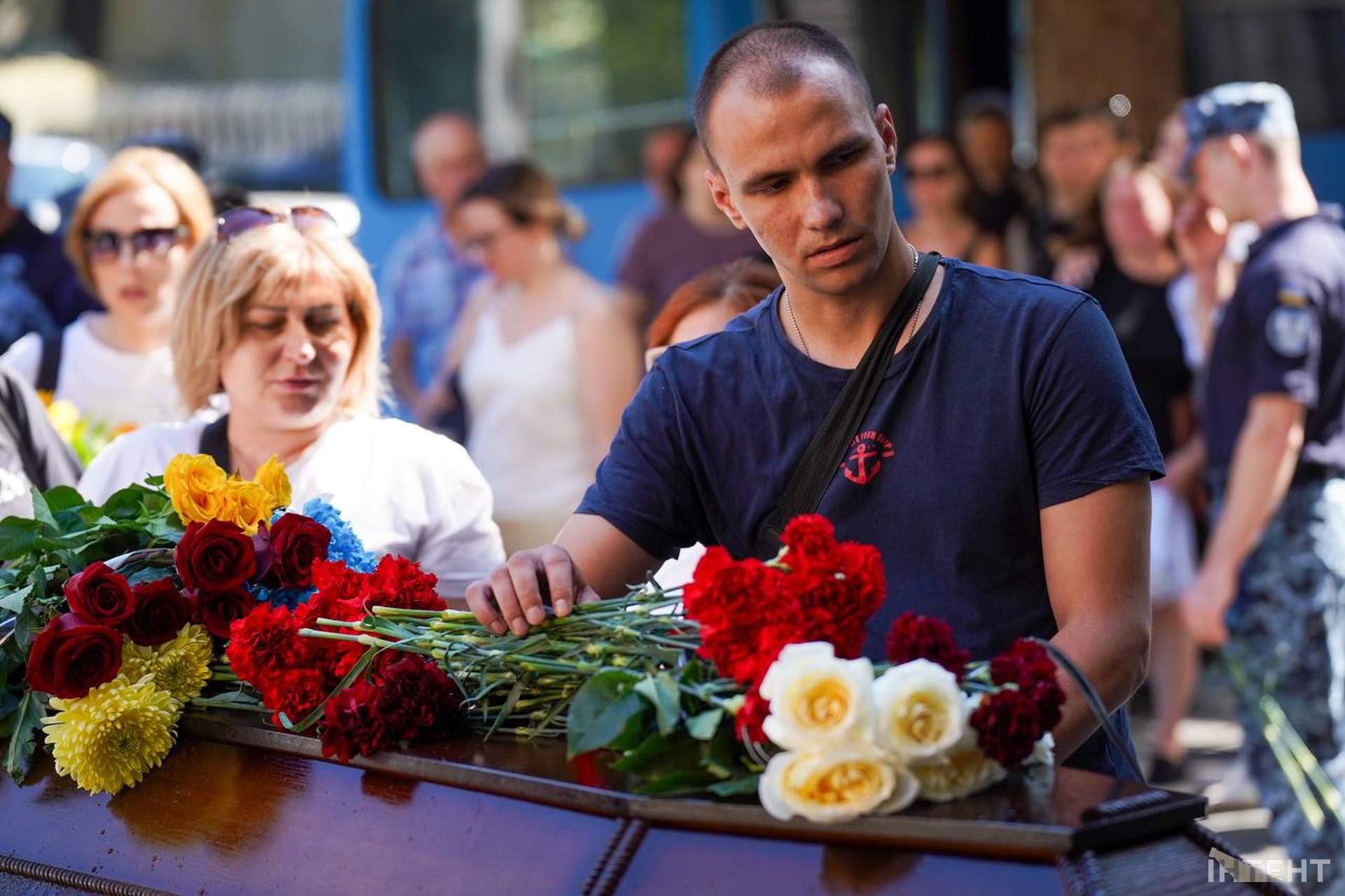 В Одесі попрощалися з Захисником Зміїного