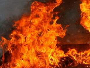 Поліція почала розслідування через загибель людини під час пожежі в одеському гуртожитку