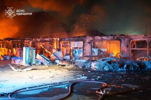 Fires and death: Russians attacked Odesa with drones at night