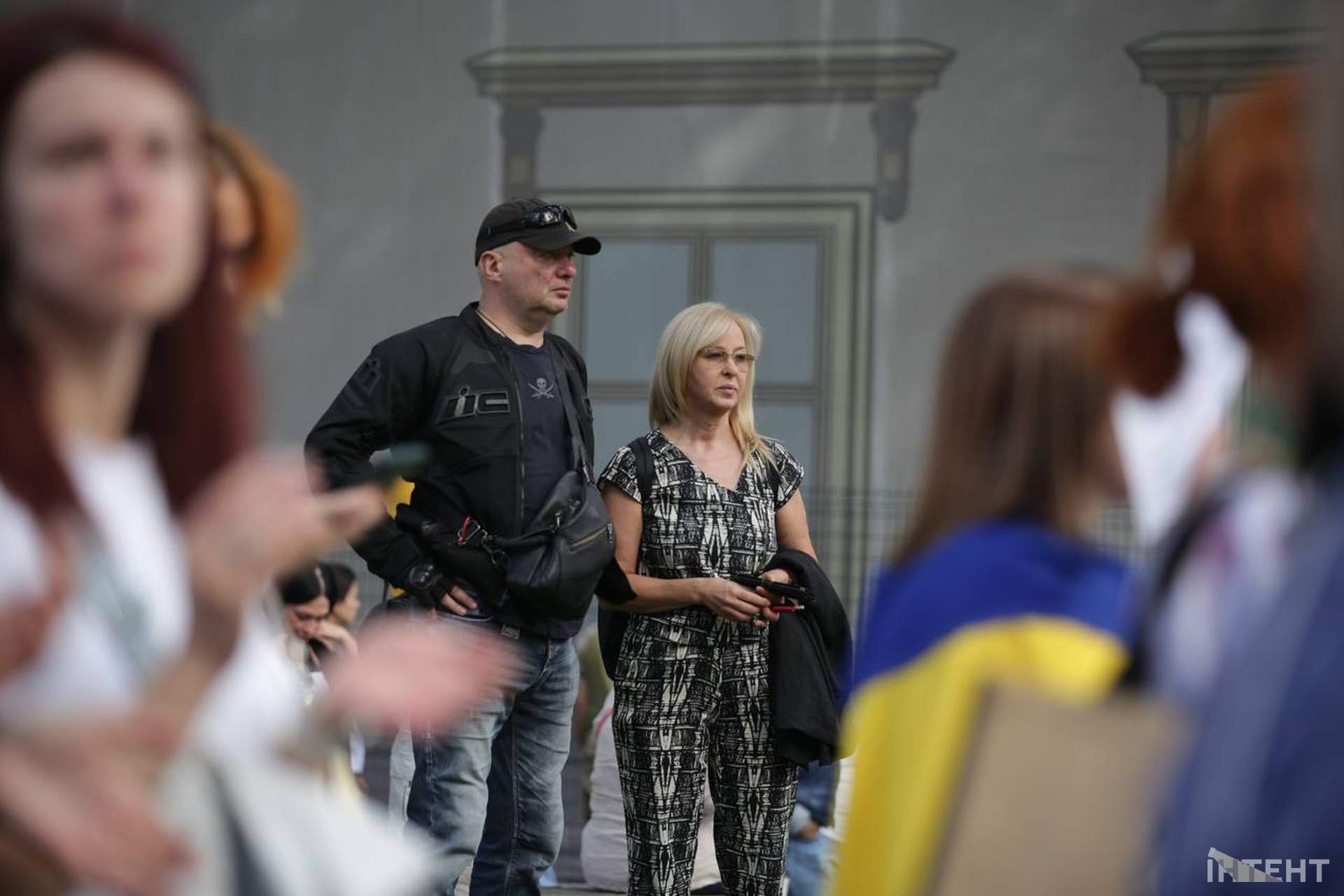 "В першу чергу - ЗСУ": в Одесі вже майже два тижні протестують проти несвоєчасних тендерів