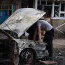 Внаслідок російської атаки в Одесі вночі згоріли 20 авто