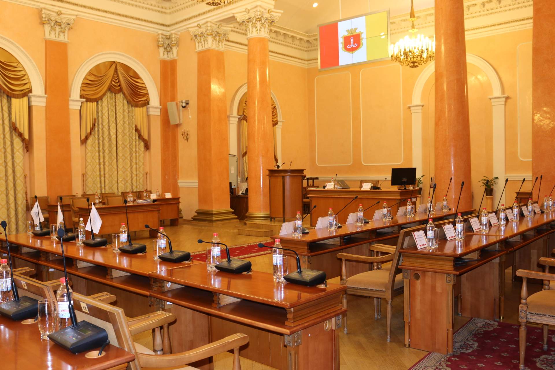 В Одессе проходит последняя в этом году сессия городского совета