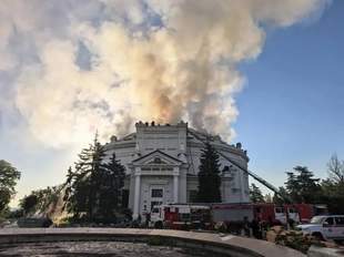 В оккупированном Крыму после взрывов загорелась Панорама "Оборона Севастополя"