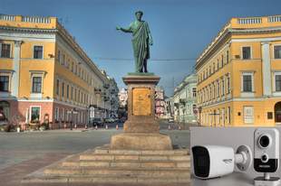 Odessa has decided to install cameras from a dubious Chinese giant
