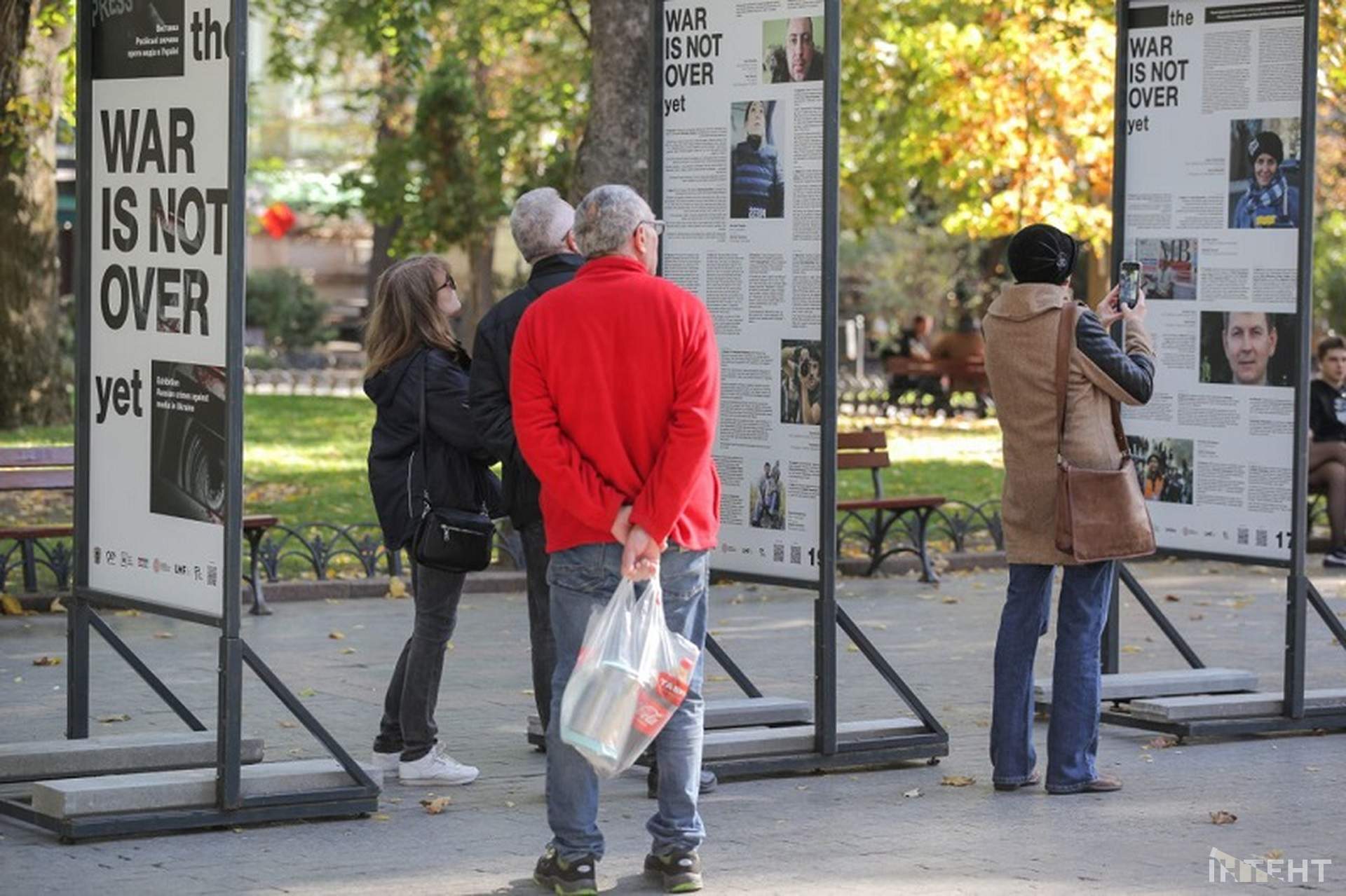 Війна триває: в Одесі відкрили фотовиставку, присвячену журналістам