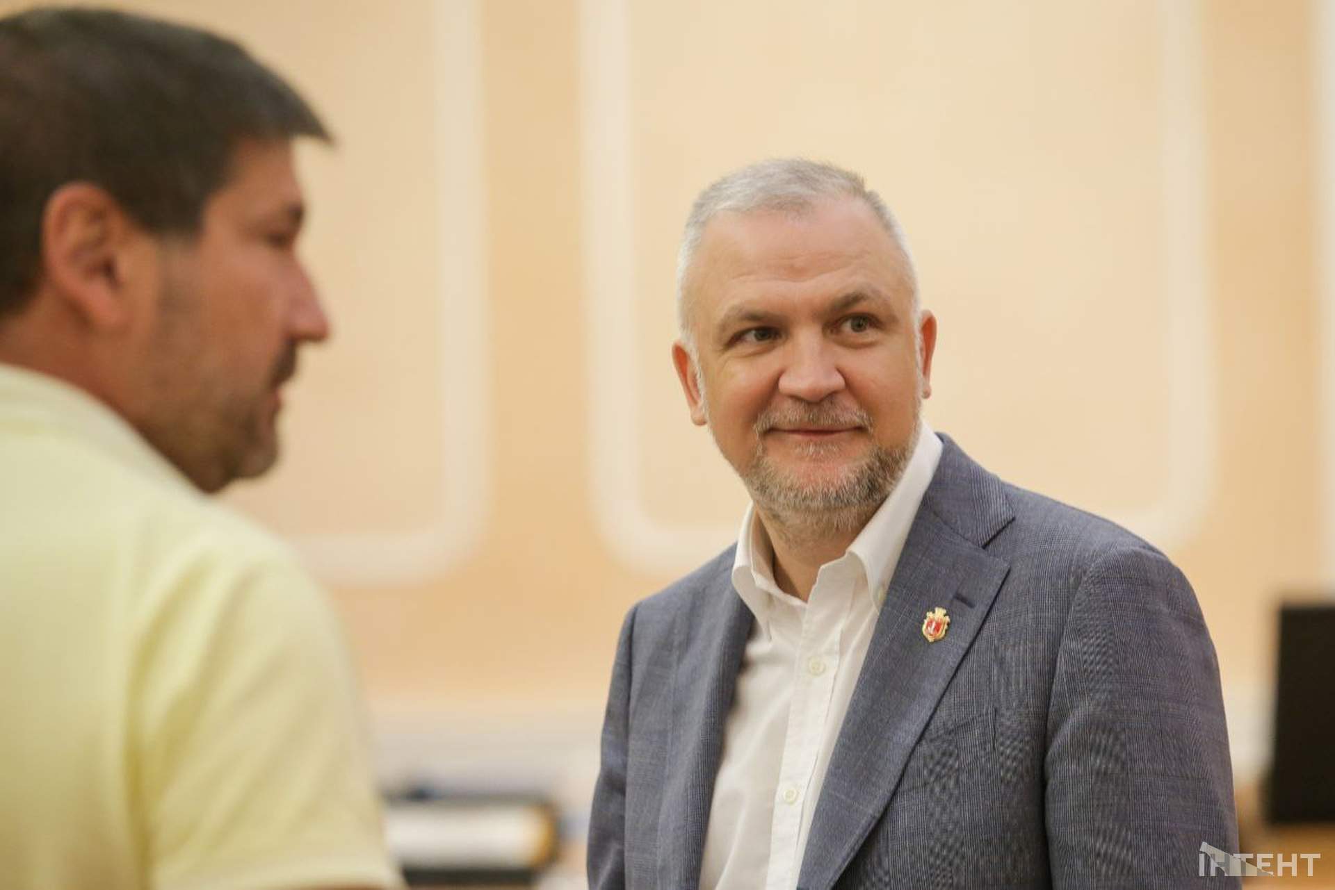 Обличчя та емоції: сесія Одеської міської ради в об'єктиві Інтента