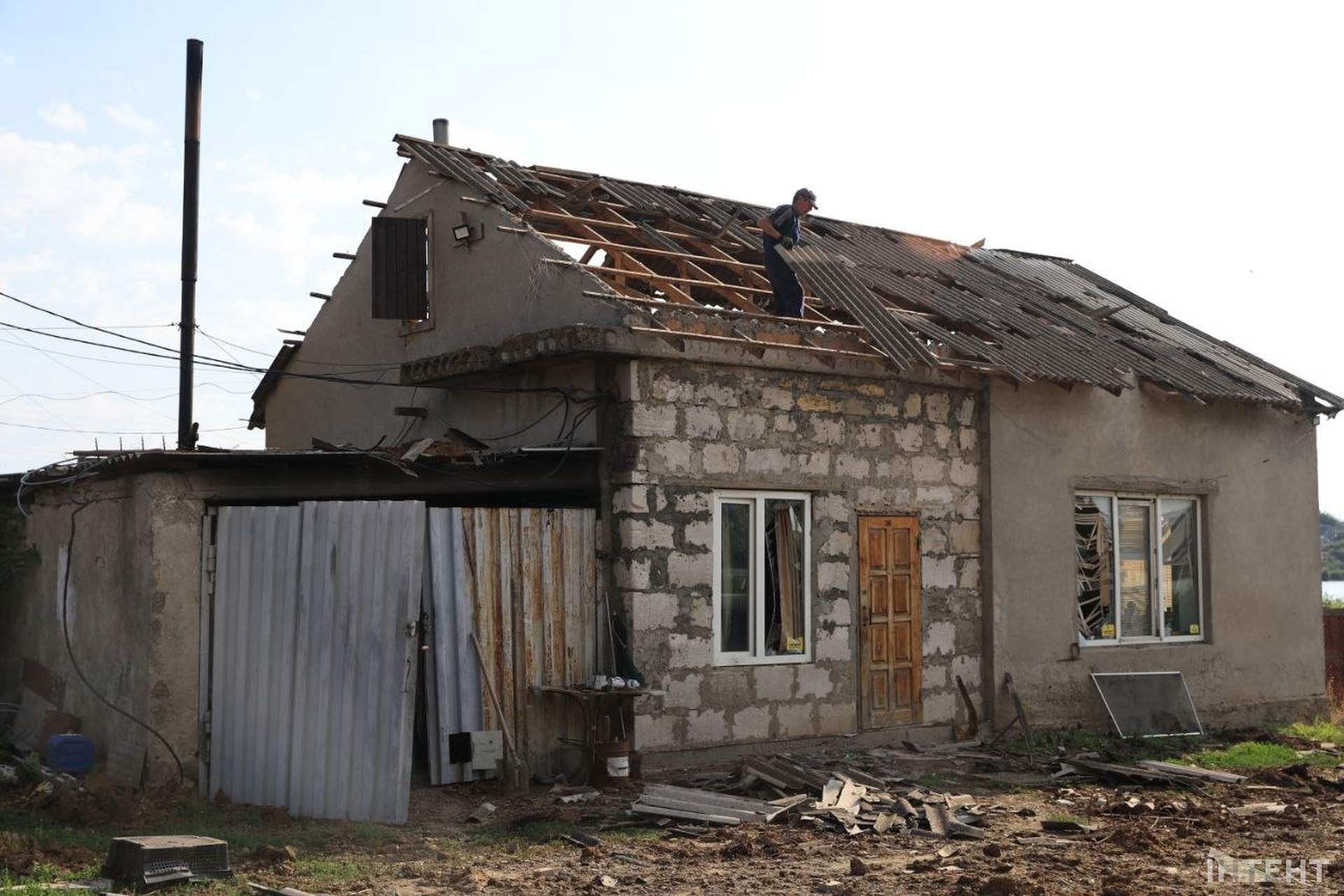 Ракета рф влучила у парк розваг на Одещині, є жертви